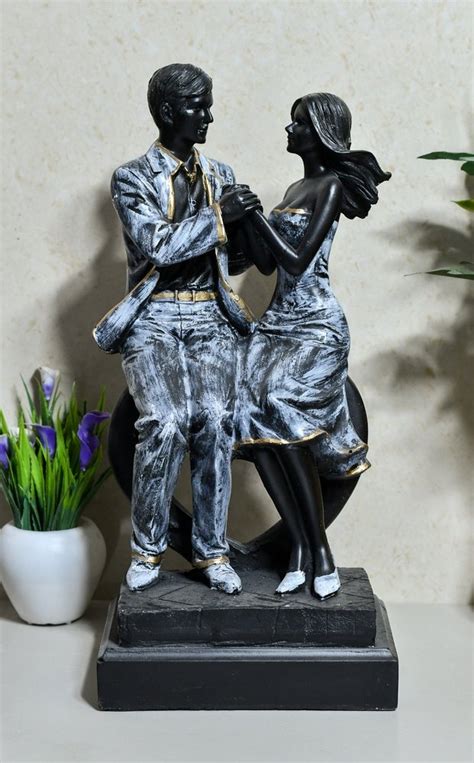 Polyresin Multicolor Love Sitting Couple For Interior Decor At Best