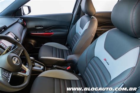 Nissan Kicks XPlay 2024 série especial de volta BlogAuto