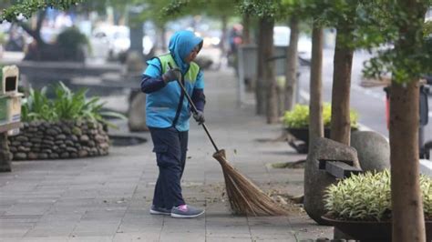 64 Ton Timbunan Sampah Malam Tahun Baru 2024 Di Bandung