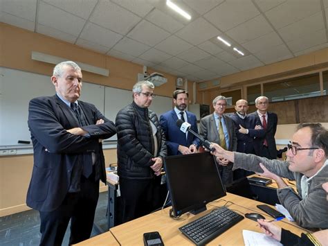 Bourg en Bresse Agressé aux ciseaux au lycée Edgar Quinet ce que l