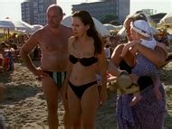 Naked Evelyn Engleder in Kaisermühlen Blues