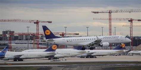 Lufthansa Suspende Vuelos Hasta El De Abril Por El Coronavirus