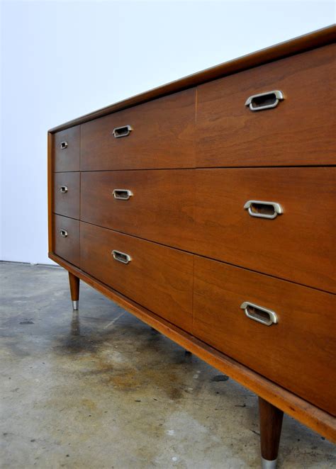 Select Modern Mid Century Triple Dresser Credenza