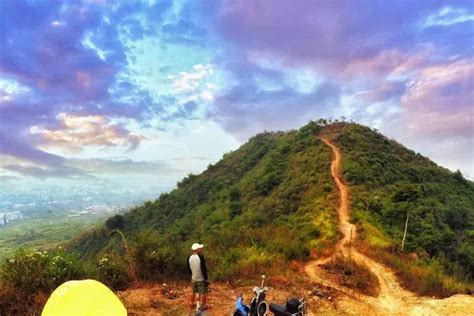 Misteri Tersembunyi Gunung Kasur Di Cianjur Lebih Dari Sekadar