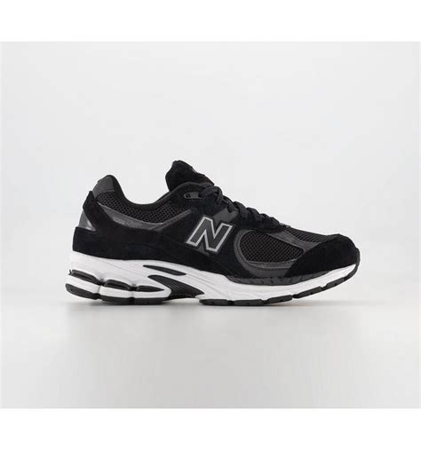 New Balance 2002r Trainers Black White Unisex Sports