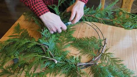 How To Make An Old Fashioned Evergreen Christmas Wreath Melissa K Norris