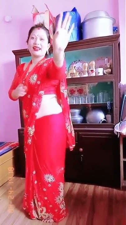 मेरि माया बसेको गाउमा Rato Sari Teej Song Sexi And Hot Dance Youtube