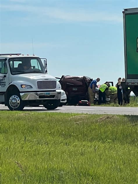 Valley City Woman Suffers ‘life Threatening Injuries In I 94 Crash