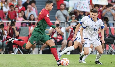 Portugal Vs Islandia En Vivo Por Eliminatorias Eurocopa Minuto A