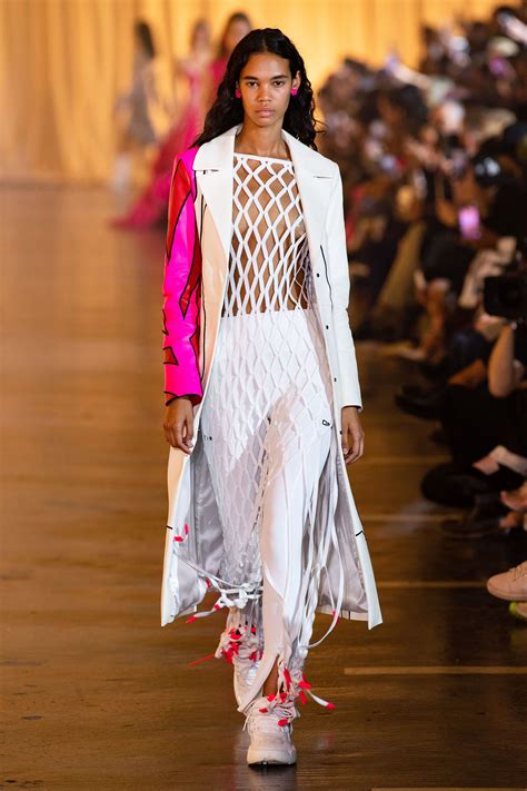 Off White Spring 2020 Ready To Wear Fashion Show Paris Fashion Week