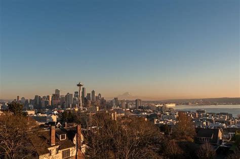 Best Seattle Suburbs for Families