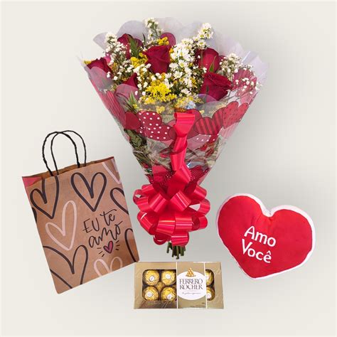 Buquê de 6 Rosas Kit de Ferrero Rocher e Coração Floricultura