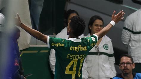 Est V O Marca E Palmeiras Vence O Atl Tico Goianiense No Allianz Parque