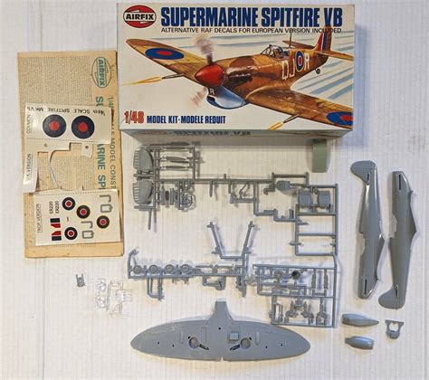 Airfix Supermarine Spitfire Vb Started Model Airliners