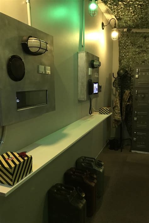 launch escape room narrow escape rooms