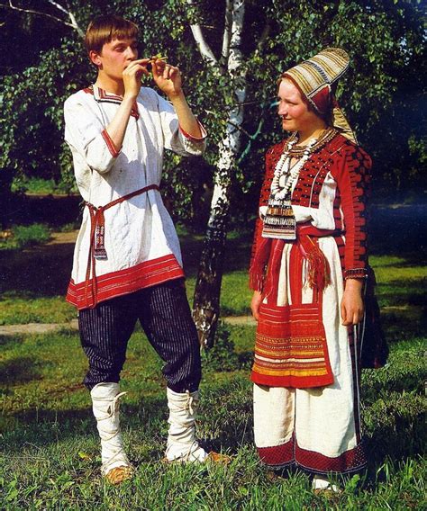 Mordvin | Slavic clothing, Russian traditional clothing, Traditional outfits