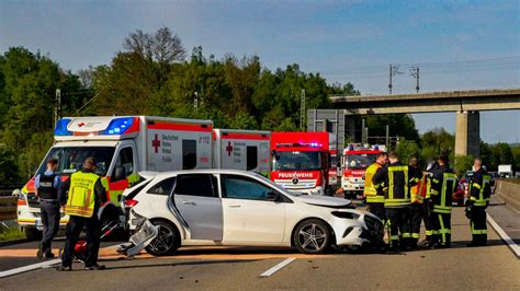 Fulda Schwerer Unfall auf A66 Fünf Verletzte darunter zwei Kinder