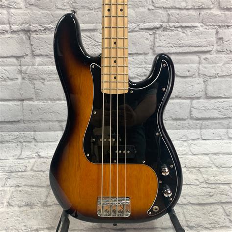 Squier Affinity P Bass Sunburst Evolution Music