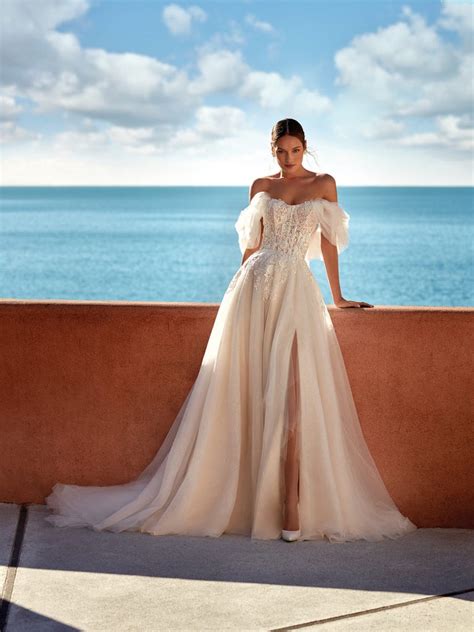 Abiti Da Sposa Stili Sofisticati E Minimal Per Ispirarsi