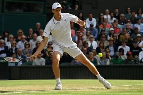 ATP Wimbledon Hubert Hurkacz Sweeps Roger Federer To Advance Into The