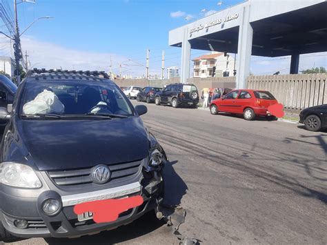 Canoas Passageira De Ve Culo De Aplicativo Fica Ferida Em Acidente