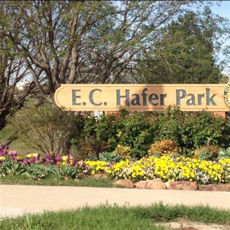 Hafer Park in Edmond OK Spring Bulb display March 2012 | Parks and ...