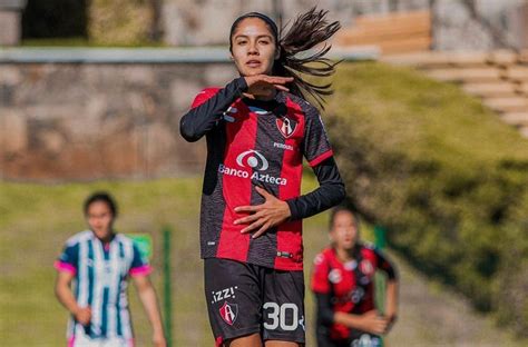 Quién Es Alison González La Goleadora Que Supera Los Número De Alexis Canelo En El Guardianes