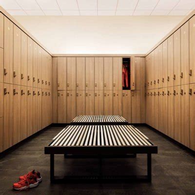 Locker Room Men On Twitter Send Me Your Naked Locker Room Pics Let