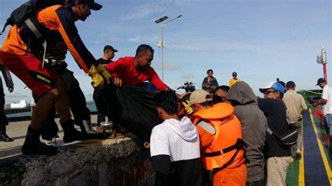 Jenazah Fajar ABK Kapal Tugboat Ditemukan Terapung Di Perairan Sebatik