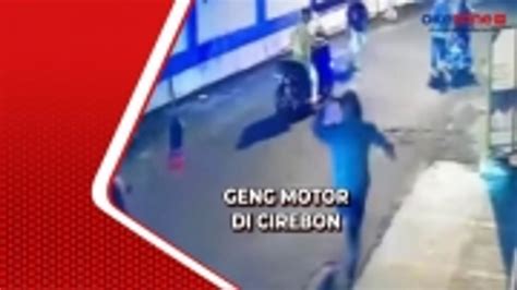 Aksi Brutal Geng Motor Serang Warga Di Cirebon Video Dailymotion