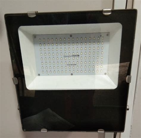 Cool White 100watt Led Flood Light Down Choke For Outdoor IP Rating