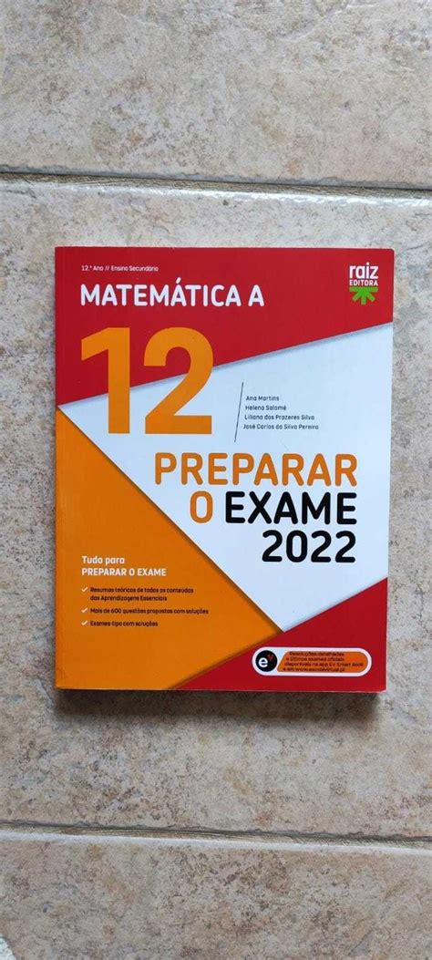 Livro de preparação para o exame nacional de Matemática A de 12 ano