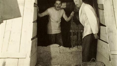 El hito de Howard Carter halló a Tutankamón fue expulsado de la tumba