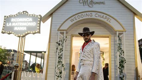 A Milano Arrivata La Cappella Di Matrimoni