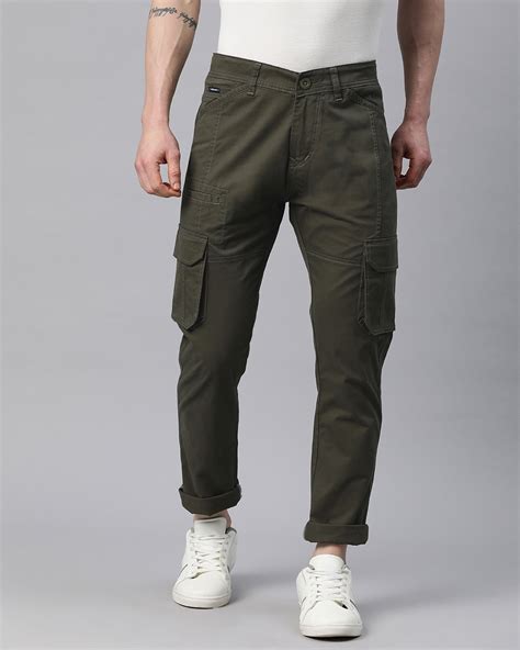 Buy Men S Olive Green Slim Fit Cargo Pants Online At Bewakoof