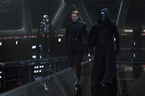 Star Wars The Force Awakens hux kylo ren - /Film