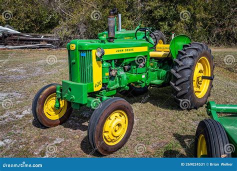 1957 John Deere Model 420 Tractor Editorial Photo Image Of Editorial