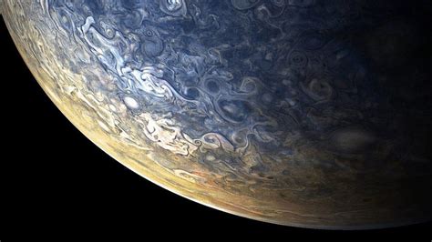 NASA S 1 Billion Jupiter Probe Just Sent Back Stunning New Jupiter