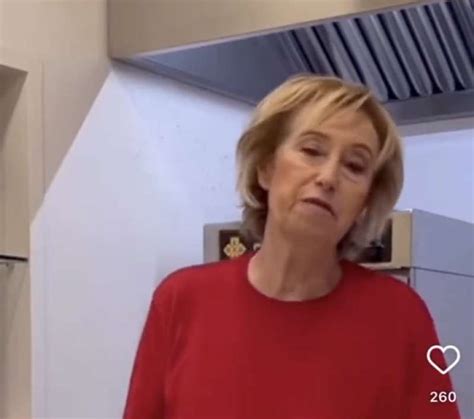 Letizia Moratti Prepara Una Torta 4 Dago Fotogallery