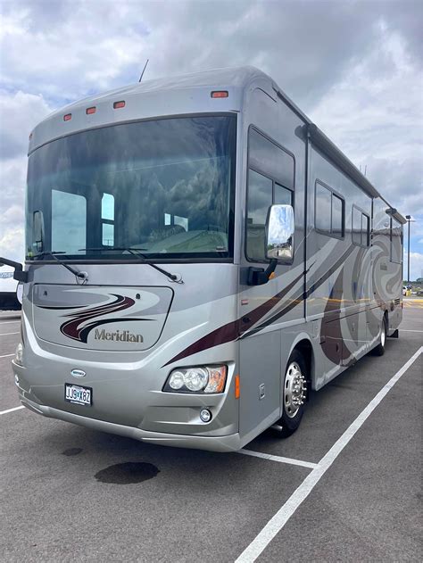 2012 Itasca meridian 36m-3 slides-360 hp- cummins-96 hrs generator