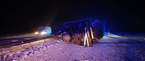 Kolizja Na Autostradzie A Komenda Powiatowa Pa Stwowej Stra Y