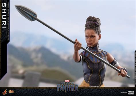 Hot Toys Reveals Regal King T Chaka Black Panther Figure