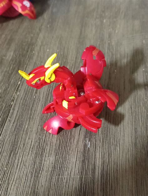 Bakugan Red Pyrus Dragonoid Battle Brawlers B2 510G EBay