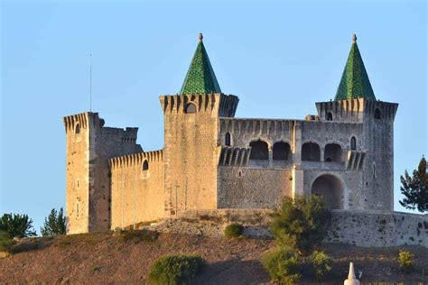 Top 10 Beautiful Castles in Portugal to Visit - 2024