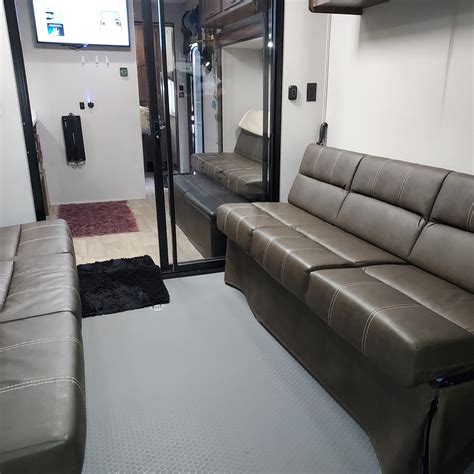 20220915_171243 – Zephyrhills Classic Car Auction & Auto Event