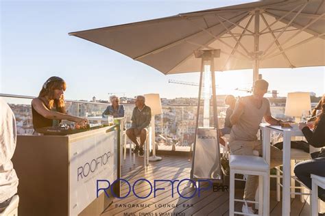 Rooftop Bar - Hotel Mundial