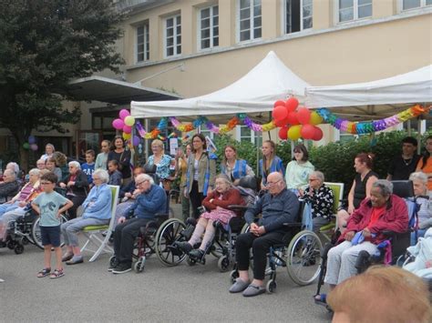 La F Te Du Clos Fleuri A Rassembl La Communaut De Lehpad Dongeois