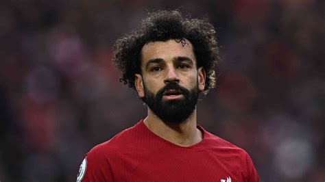 محمد صلاح يتبرع لأهالي فلسطين