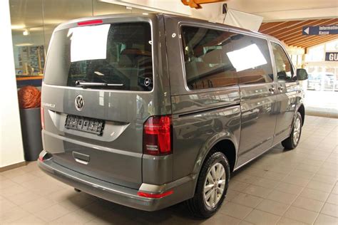 Volkswagen Caravelle 6 1 T6 1 2 0 TDI DSG Comfortline 8 Sitzer AHK