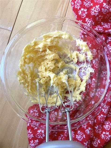 Easy Honey Butter Recipe Whipped Southern Bytes